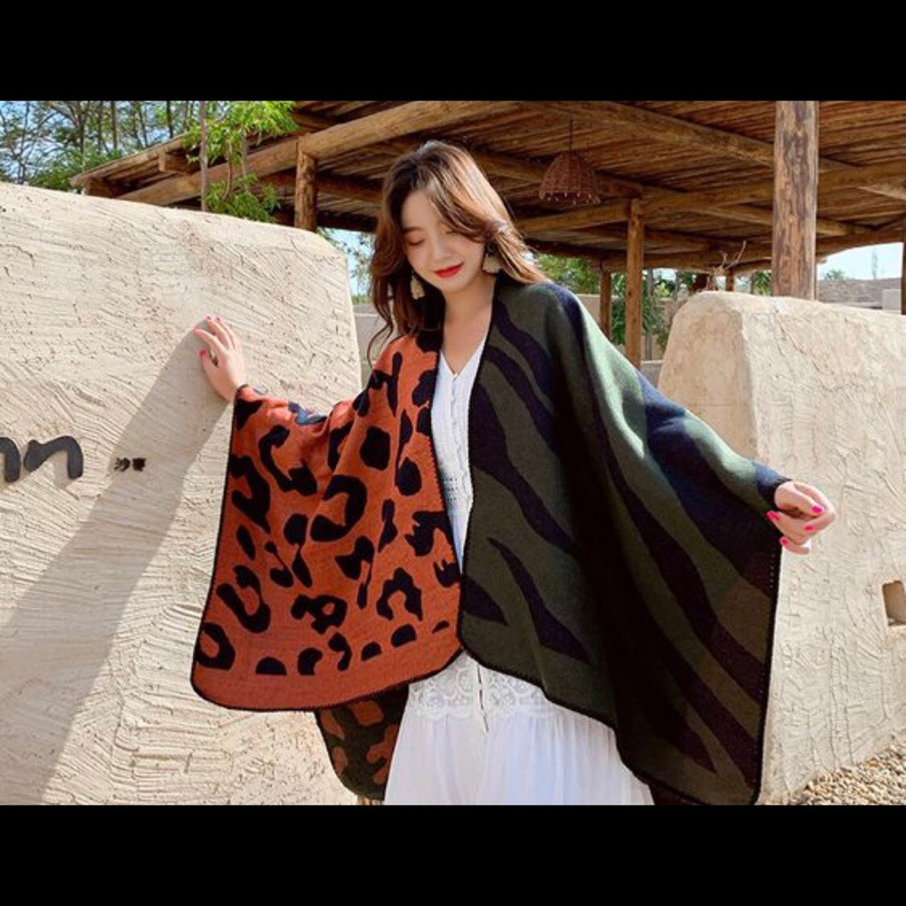 3/$30 Color Block Zebra Leopard Print Shawl - Picture 2 of 3
